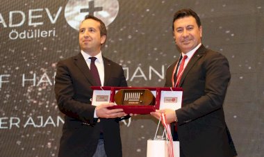 Başkan Aras, Türkiye’nin Pozitif Belediye Başkanı Seçildi