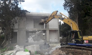 Kaçak Yapılarda Yıkım Devam Ediyor