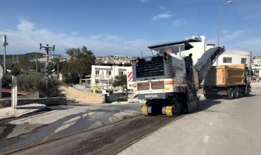 Bozuk Yollar Kazınarak Düzeltildi