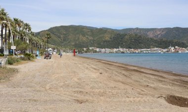 Marmaris Plajları Sezona Hazırlanıyor