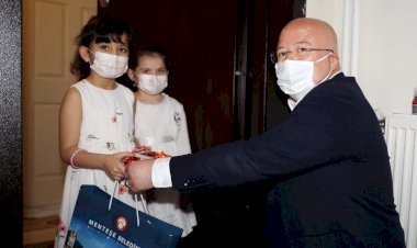 Çocukların Bahattin Amcasından 23 Nisan Ziyareti