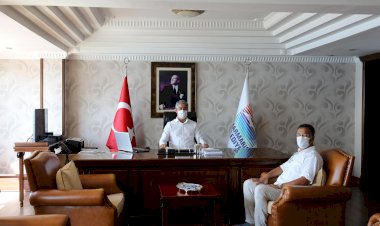 Doğu Türkistan Meclis Başkanı’ndan Ziyaret