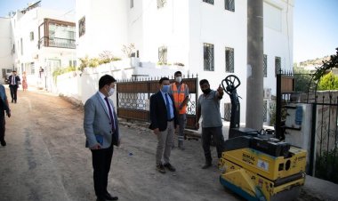 Başkan Aras Eskiçeşme Ve Cumhuriyet Mahallelerinde İncelemelerde Bulundu