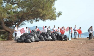 Seyir Tepesi’nde 70 Torba Çöp Çıktı