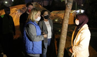 İzmir İçin Tek Yürek