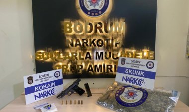 Aracını Polisin Üzerine Süren Uyuşturucu Satıcısı Kıskıvrak Yakalandı