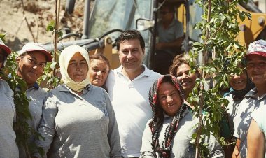 Başkan ARAS'tan Dünya Emekçi Kadınlar Günü Mesajı