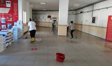 Belediye Ekipleri Okullarda Dezenfeksiyon Çalışması Başlattı