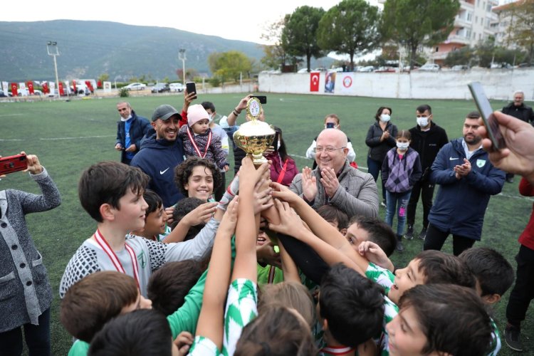 U-12 Futbol Şenliğinin Şampiyonu Muğlaspor Oldu