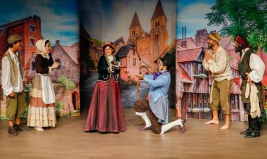 Ditto Oyunculuk Akademisi İlk Ürününü Verdi