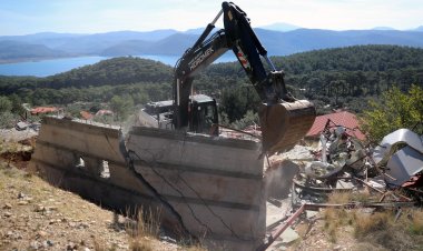 Menteşe’de 6. Etap Yıkım Çalışmasına Başlandı