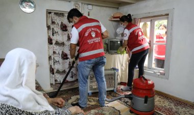 Elele Butik Dayanışma Merkezi ile İhtiyaç Sahibi Vatandaşların Yüzü Gülüyor