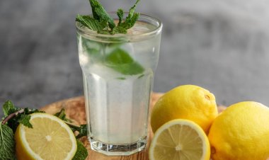 Ekmek Tek Başına Kilo Aldırmaz Suya Limon Katmak Zayıflatmaz
