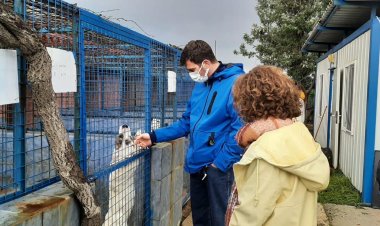 Tatlıtuğ Çiftinden Bodrum'da Anlamlı Destek