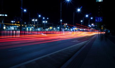 Gündüz Saatlerinde Yanan Sokak Lambaları Meclis Gündeminde