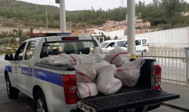 Büyükşehir Zabıtası 696 Kg Sağlıksız Et Ele Geçirdi