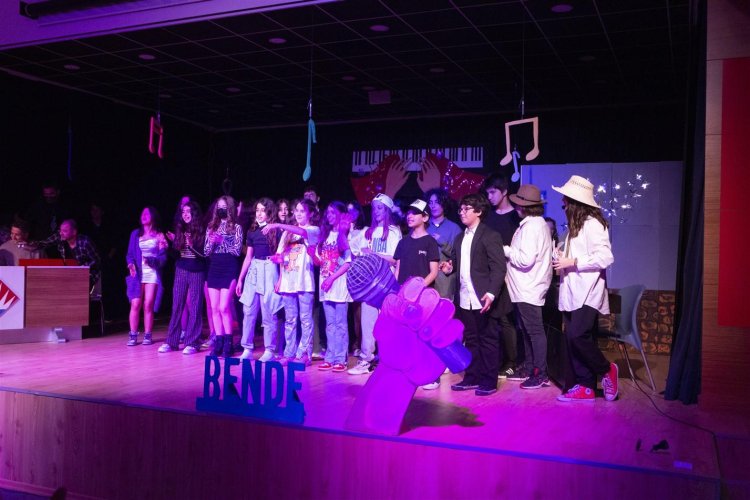 Bodrum Bahçeşehir Koleji Öğrencilerinden Müzik Ziyafeti