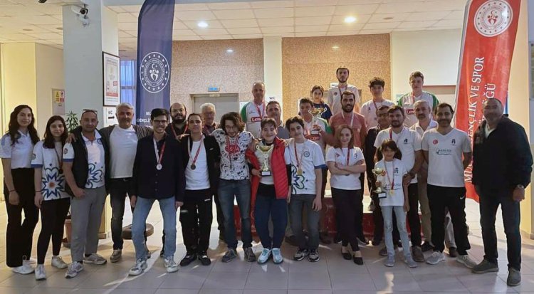Satrançta Şampiyon Menteşe Belediyespor