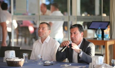 Başkan Aras, Muhtarlarla Buluştu