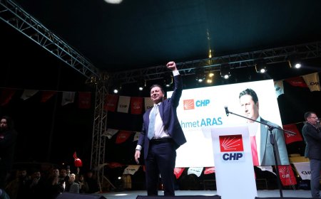 Başkan Ahmet Aras’a Ankara Dönüşü Coşkulu Karşılama