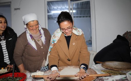 Gonca Köksal: “Bi̇z Kadınlar Hamurumuzu da Açarız, Kentide Yöneti̇ri̇z”