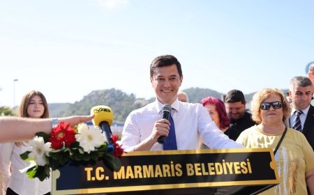 Marmaris’in Yeni Başkanı Acar Ünlü Göreve Başladı