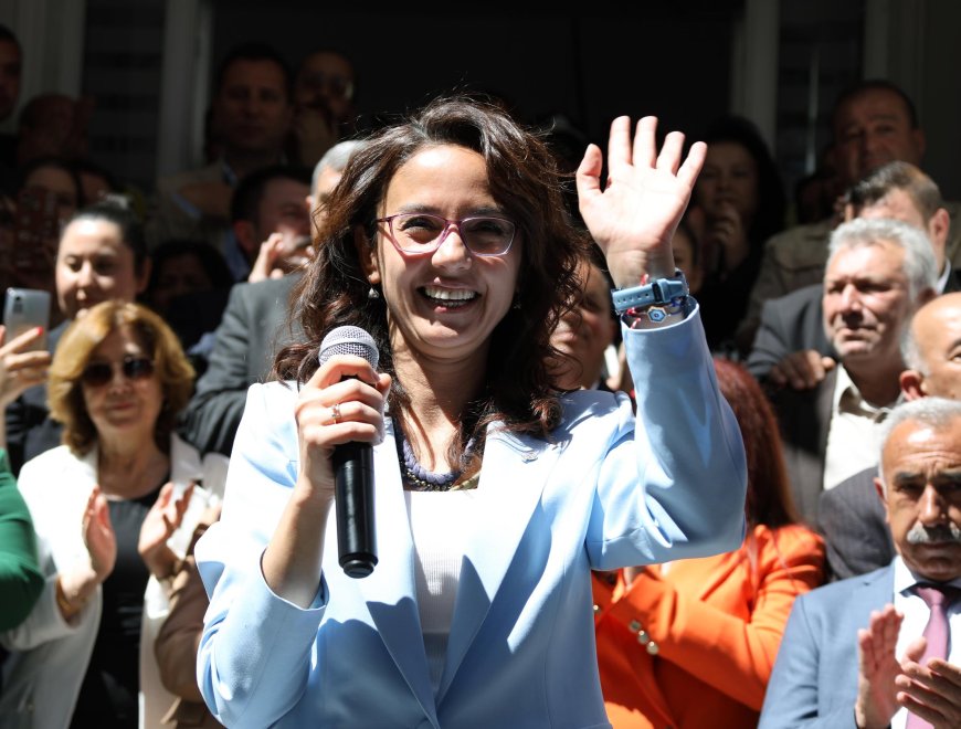 Menteşe’nin İlk Kadın Belediye Başkanı Gonca Köksal Görevine Başladı