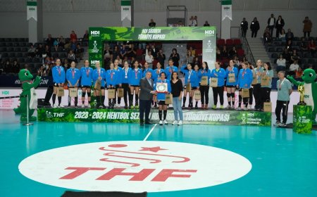 Denizin Kızları Türkiye Kupasından Gümüş Madalya İle Döndü