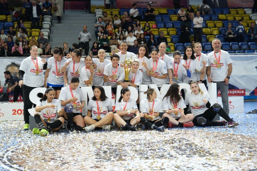 Denizin Kızları Şampiyonluk Kupasını Bodrum’a Getirdi