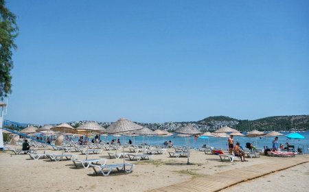 Şezlonglar Yeniden Halk Plajlarında