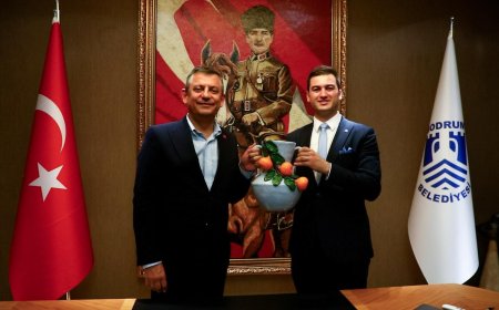 Genel Başkan Özel’den Belediyeye Ziyaret