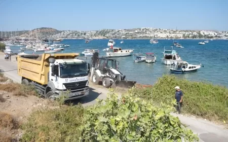 Bodrum Belediyesi'nden Gümbet'te Kapsamlı Temizlik Seferberliği