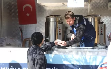 Büyükşehir’in Üniversite Öğrencileri İçin Çorba Hizmeti Başladı