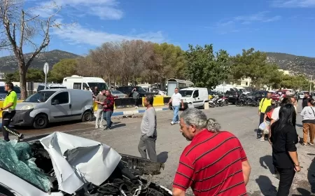 Bodrum’da Kamyon ve Otomobil Çarpıştı: 2 Yaralı, 5 Araçta Hasar Oluştu