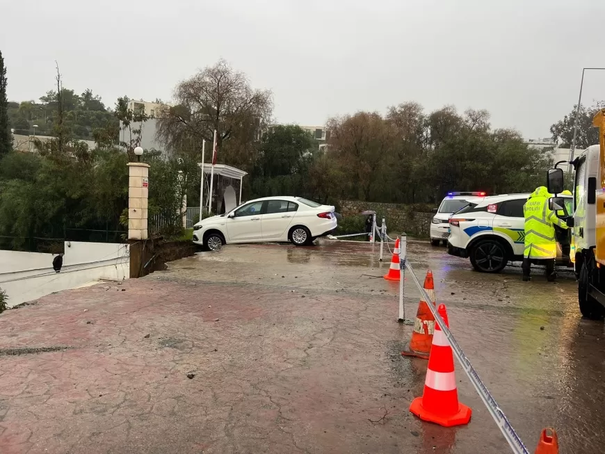 Bodrum’da Sağanak Yağış Felaketi: İstinad Duvarı Çöktü, Genç Son Anda Kurtarıldı