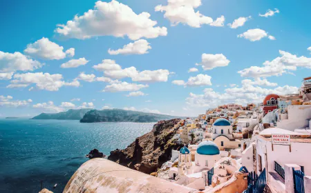 Santorini'nin Gizemli Doğuşu: Bir Yanardağın Hikayesi