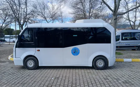 Büyükşehir’den Deprem Bölgesine Araç Desteği