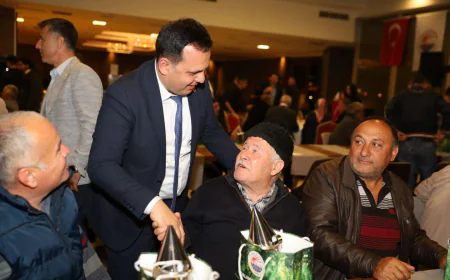 Dalaman Belediye Başkanı Durmuş'tan Arıcılara İftar ve Körük Desteği