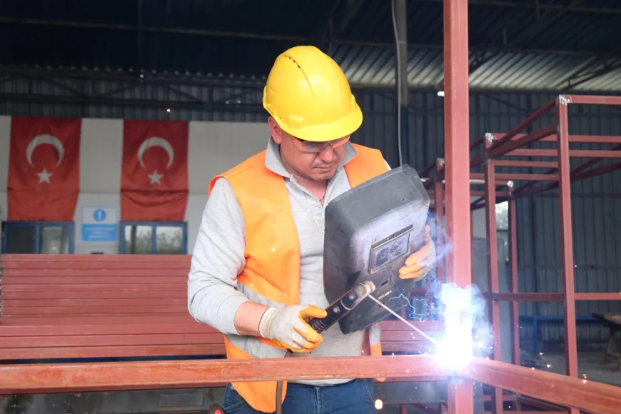 Belediye Atölyelerinde Plaj Hazırlıkları