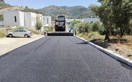 Bodrum’da Yol Yenileme Seferberliği: Fen İşleri Ekipleri Bayram Öncesi Sahada