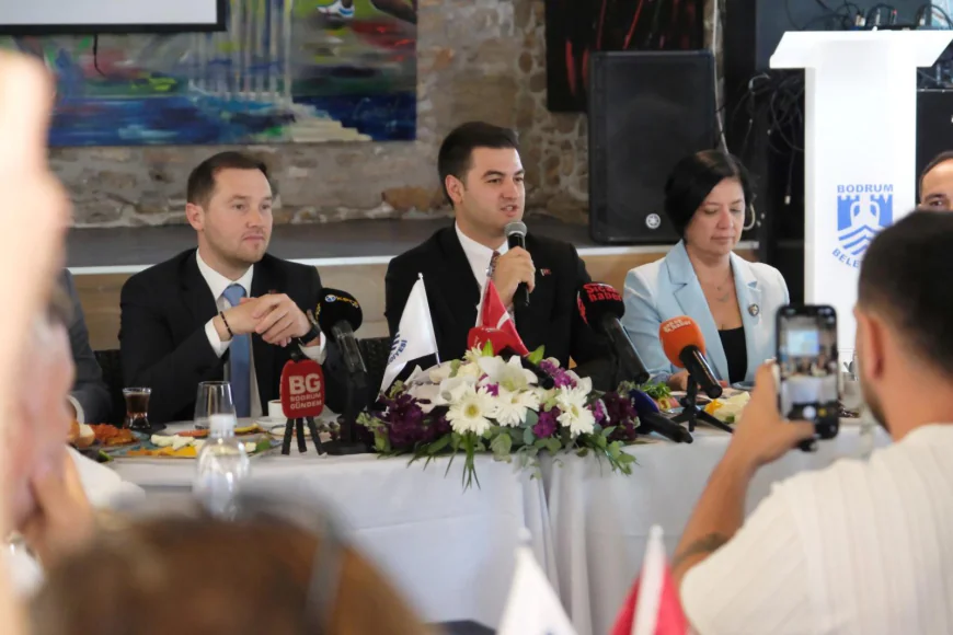 Başkan Mandalinci Basın Mensupları ile Bir Araya Geldi