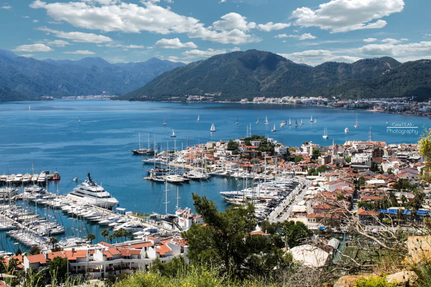 Marmaris’te Gürültü Sorununa Ortak Akılla Çözüm: Yeni Kapanış Saatleri Belirlendi