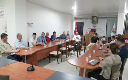 Başkan Sezer Durmuş’tan Esnafa Temizlik ve Hijyen Uyarısı