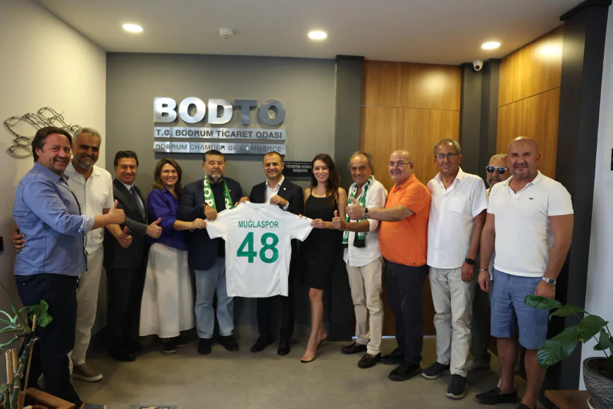 Başkan Aras’tan Bodrum Mesajı: “Turizm Darboğazda, Doğa Tehlikede, Birlik Şart!”