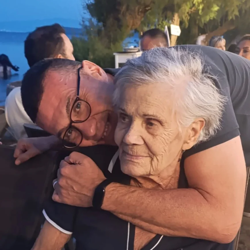 Gazeteci Alp Arbak'ın Acı Günü: Annesi Benal Ayşe Arbak’ı Kaybetti