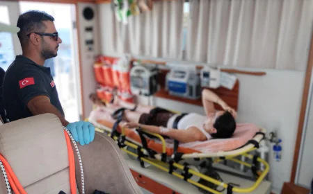 Bodrum’da Deniz Ambulansı ile Turist Tahliyesi