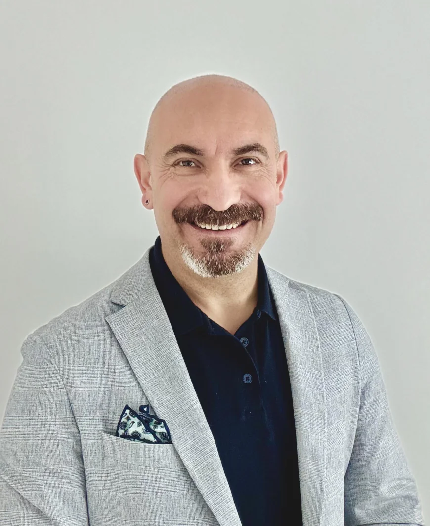 Çocuk ve Genç Psikiyatristi Uzm. Dr. Adil Zorlu