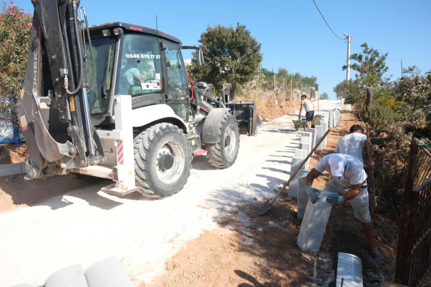 Bodrum Belediyesi Kızılağaç’ta Yol Çalışmalarını Sürdürüyor