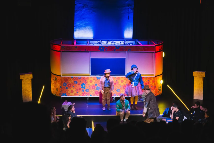 Dünyanın Göbeğine Yolculuk Livaneli Sahnesi’nde Yeniden Perde Açıyor