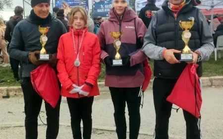 Bodrumlu Atletler Gazi Ata Dağ Koşusu’ndan 4 Kupayla Döndü